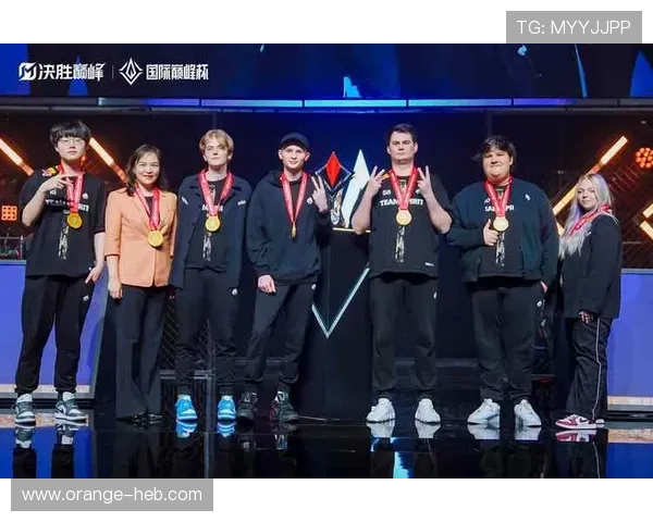 全球总决赛激战正酣各大战队鏖战不休新王即将登场