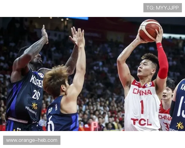 中国男篮逆袭夺冠 展现顽强拼搏精神 赛场成就历史新篇章