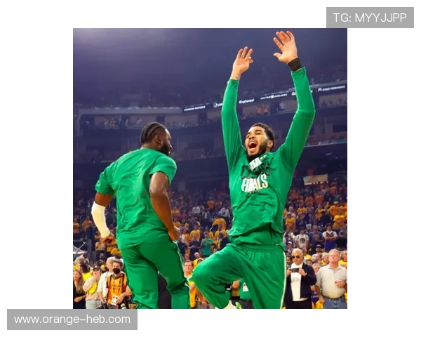 NBA联盟多支强队补强声势浩大新赛季冠军争夺或更加激烈引关注