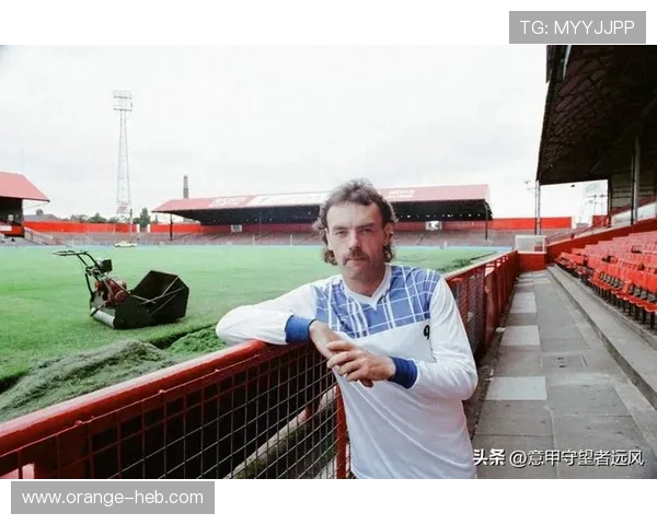 伊普斯维奇俱乐部新赛季引援进展与战术调整球队目标与球迷期待