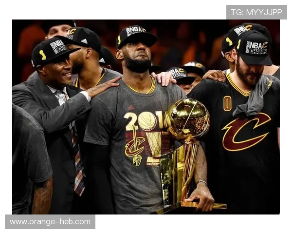 詹姆斯称雄NBA历史得分榜 詹皇超越卡尔马龙成得分王